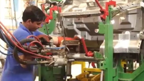 本土化生產(chǎn)助力成本優(yōu)化——中外合資汽車(chē)廠簡(jiǎn)易零件與化妝品產(chǎn)業(yè)實(shí)踐